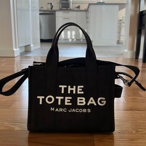 Marc Jacobs Mini tote bag 100% Authentic